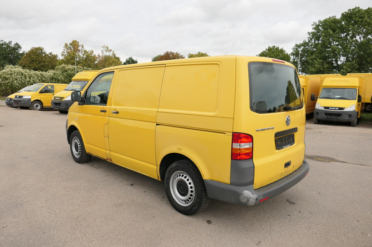 VW T5 Transporter 1.9 TDI PARKTRONIK 2xSCHIEBETÜR - Мало комбе: слика 4 VW T5 Transporter 1.9 TDI PARKTRONIK 2xSCHIEBETÜR - Мало комбе: слика 4
