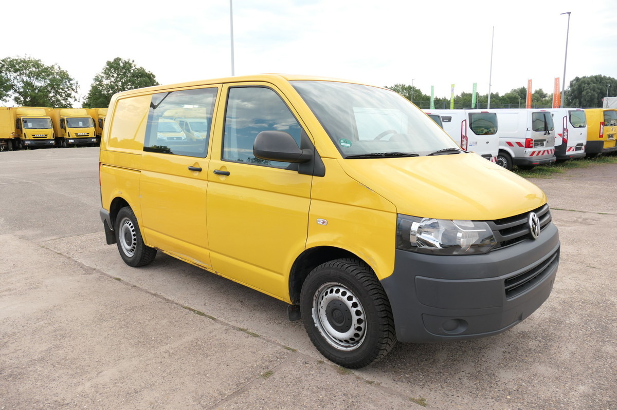 VW T5 Transporter 2.0 TDI 2xSCHIEBETÜR PARKTRONIK E - Мало комбе: слика 2 VW T5 Transporter 2.0 TDI 2xSCHIEBETÜR PARKTRONIK E - Мало комбе: слика 2