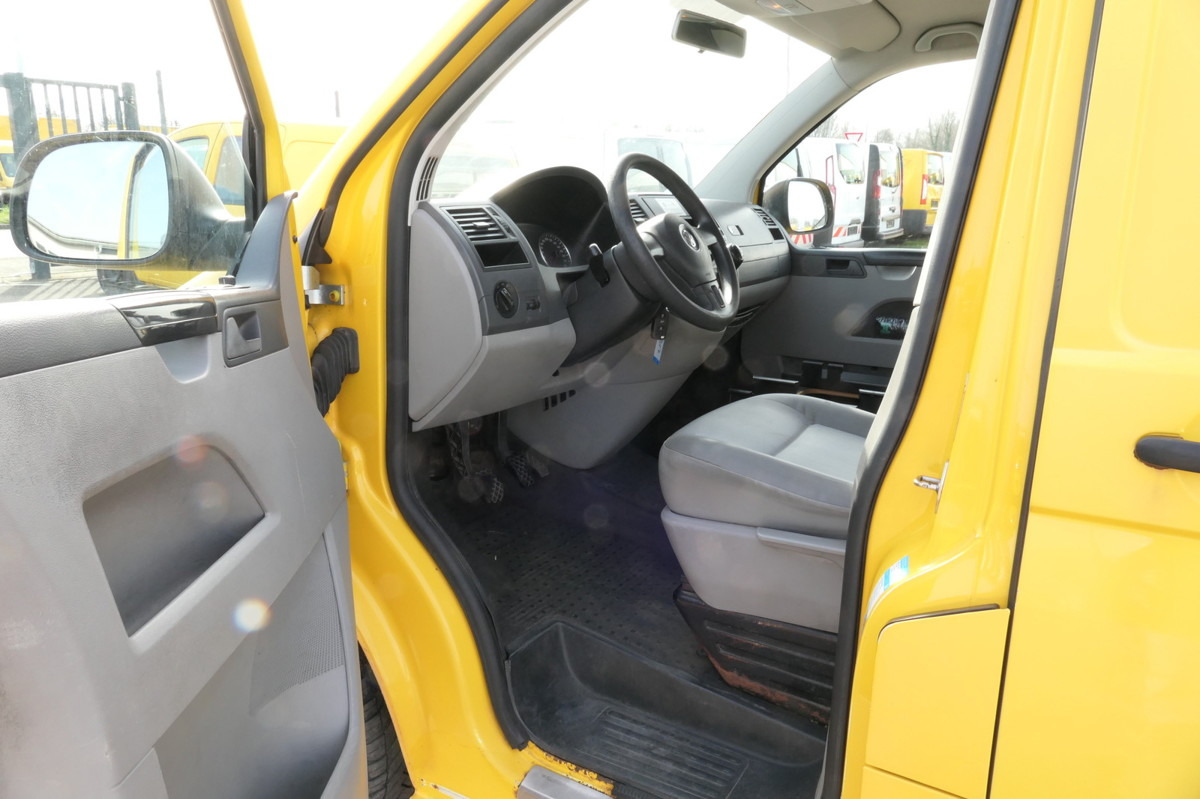 VW T5 Transporter 2.0 TDI EURO-5 2xSCHIEBETÜR PARKT - Мало комбе: слика 5 VW T5 Transporter 2.0 TDI EURO-5 2xSCHIEBETÜR PARKT - Мало комбе: слика 5