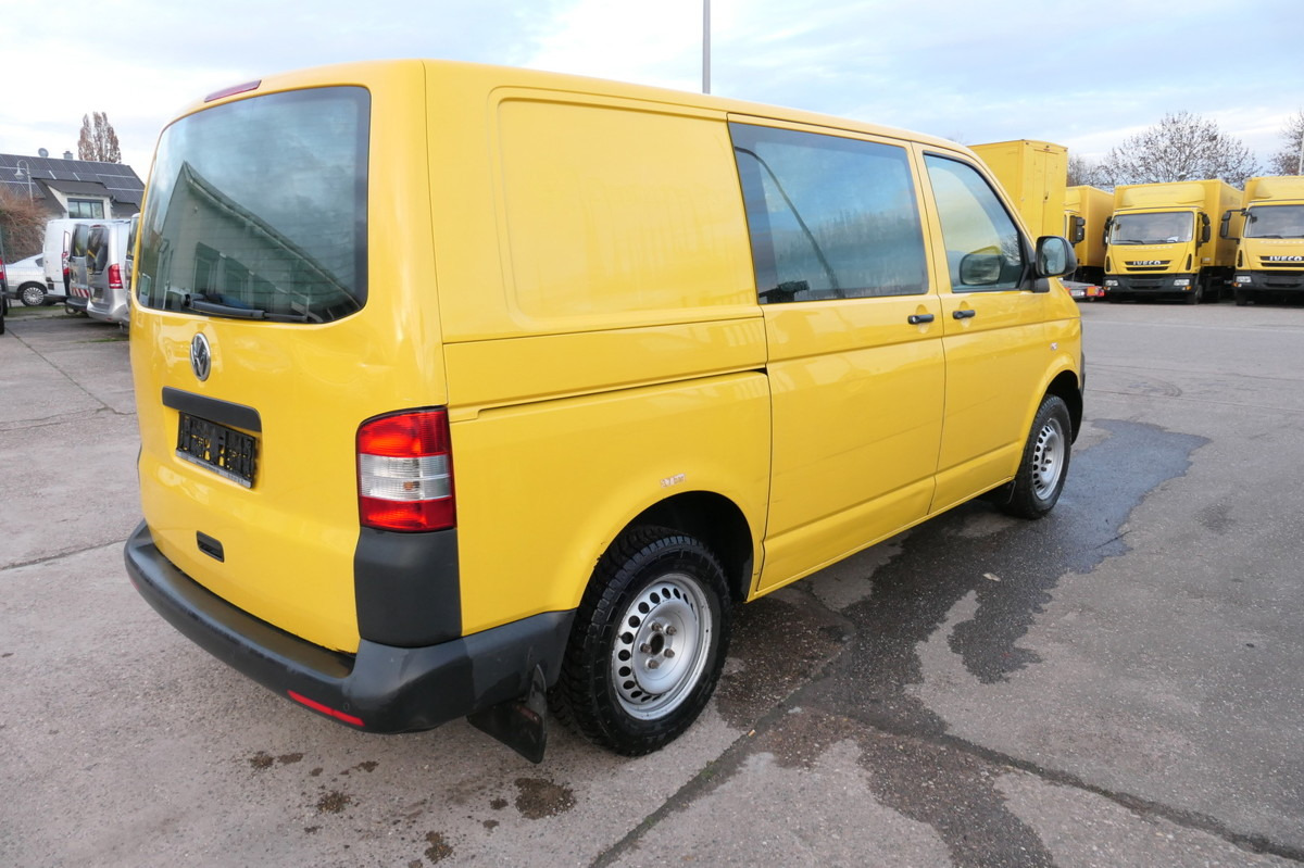 VW T5 Transporter 2.0 TDI EURO-5 CoC PARKTRONIK - Мало комбе: слика 4 VW T5 Transporter 2.0 TDI EURO-5 CoC PARKTRONIK - Мало комбе: слика 4
