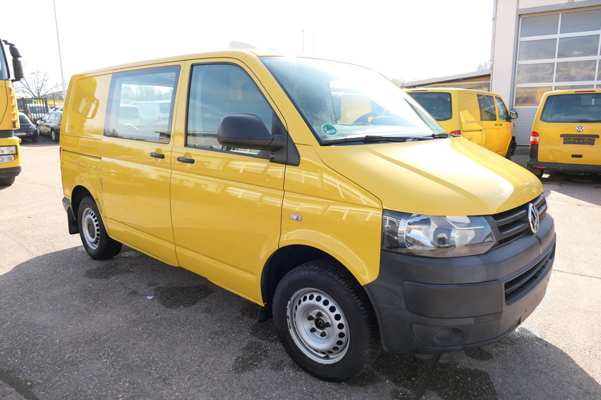 VW T5 Transporter 2.0 TDI EURO-5 CoC PARKTRONIK - Мало комбе: слика 2 VW T5 Transporter 2.0 TDI EURO-5 CoC PARKTRONIK - Мало комбе: слика 2