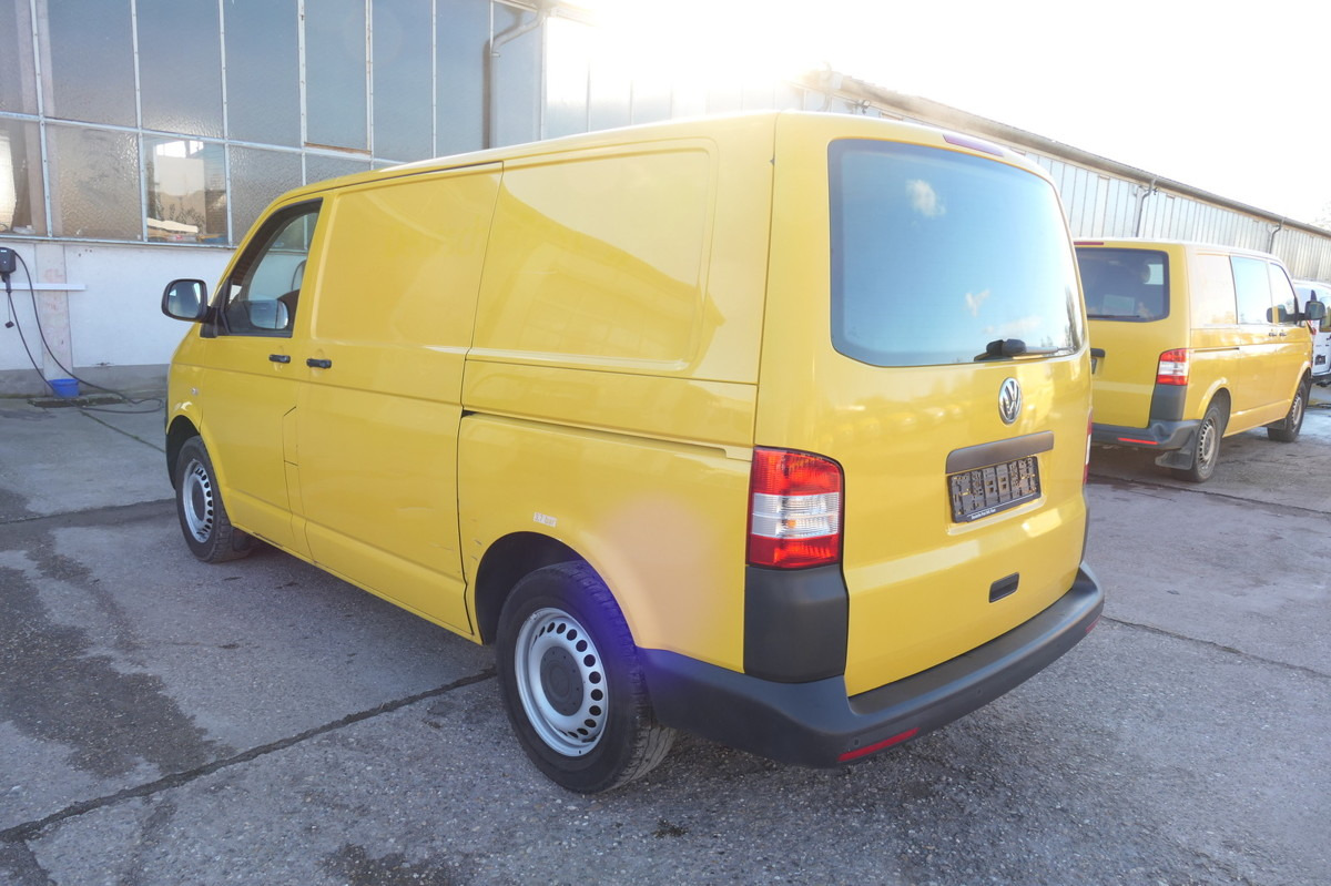 VW T5 Transporter 2.0 TDI EURO-5 CoC PARKTRONIK - Мало комбе: слика 5 VW T5 Transporter 2.0 TDI EURO-5 CoC PARKTRONIK - Мало комбе: слика 5