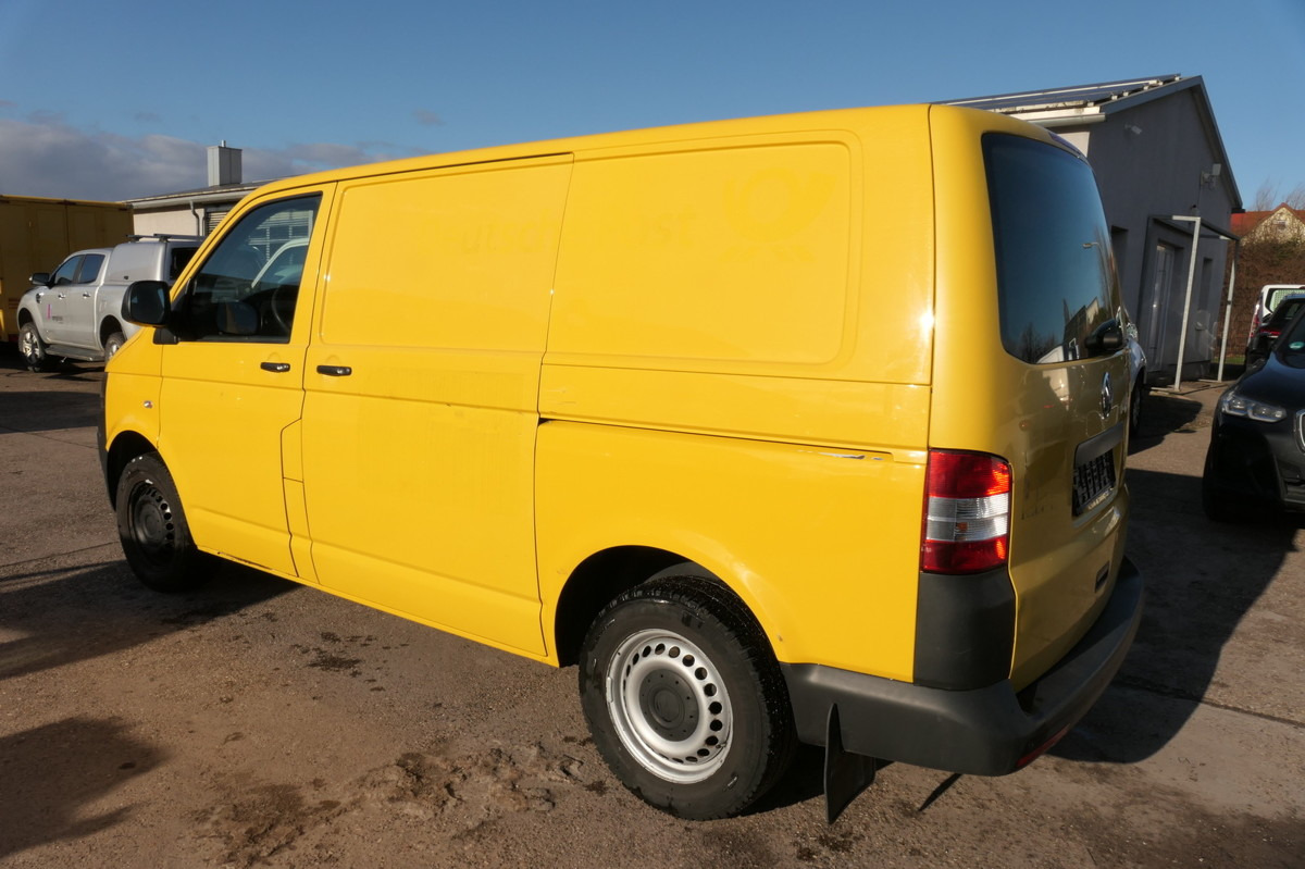 VW T5 Transporter 2.0 TDI EURO-5 CoC PARKTRONIK - Мало комбе: слика 5 VW T5 Transporter 2.0 TDI EURO-5 CoC PARKTRONIK - Мало комбе: слика 5