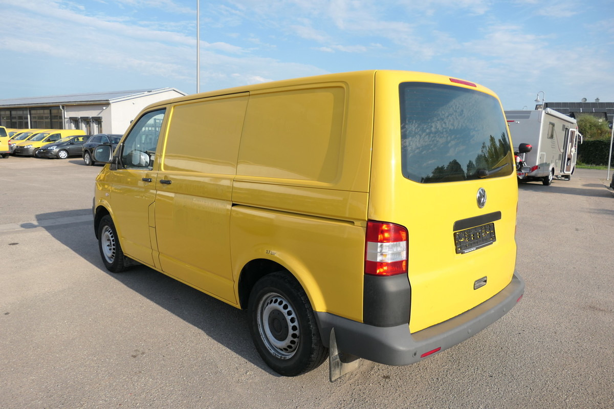 VW T5 Transporter 2.0 TDI PARKTRONIK 2xSCHIEBETÜR - Мало комбе: слика 5 VW T5 Transporter 2.0 TDI PARKTRONIK 2xSCHIEBETÜR - Мало комбе: слика 5