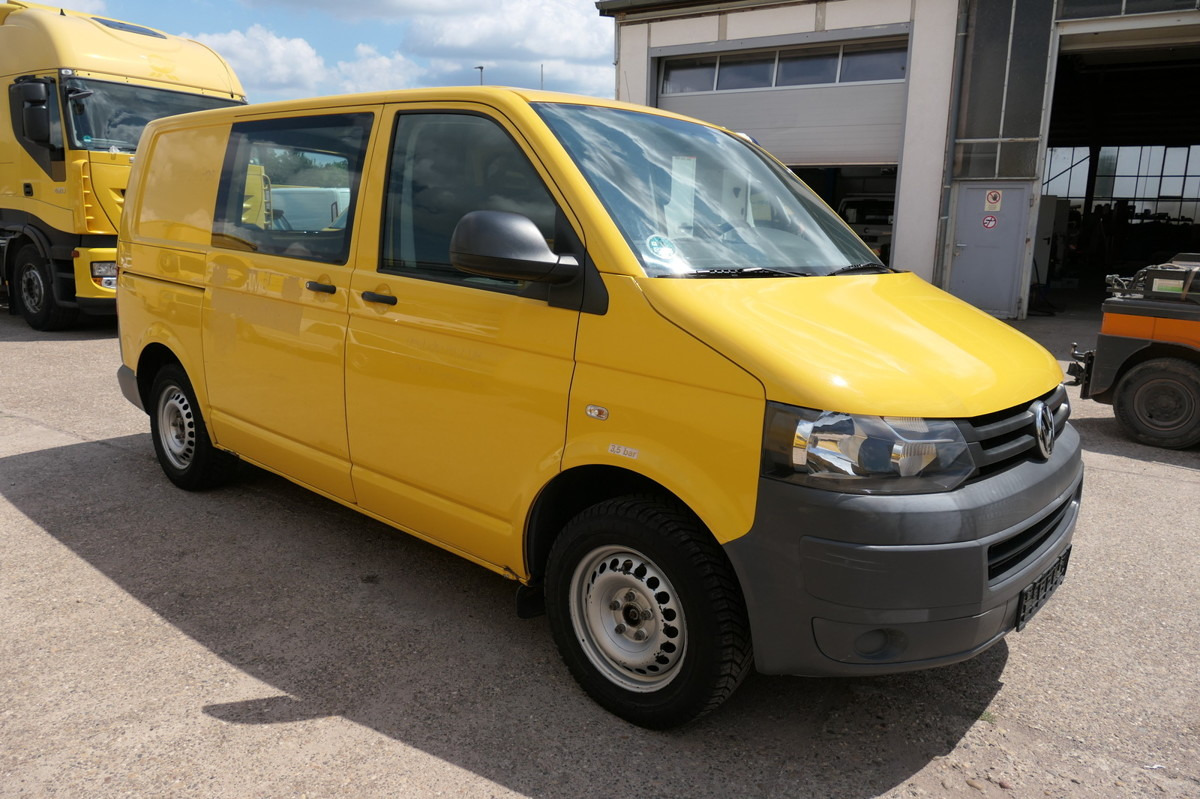 VW T5 Transporter 2.0 TDI PARKTRONIK EURO-5 2xSCHIE - Мало комбе: слика 2 VW T5 Transporter 2.0 TDI PARKTRONIK EURO-5 2xSCHIE - Мало комбе: слика 2