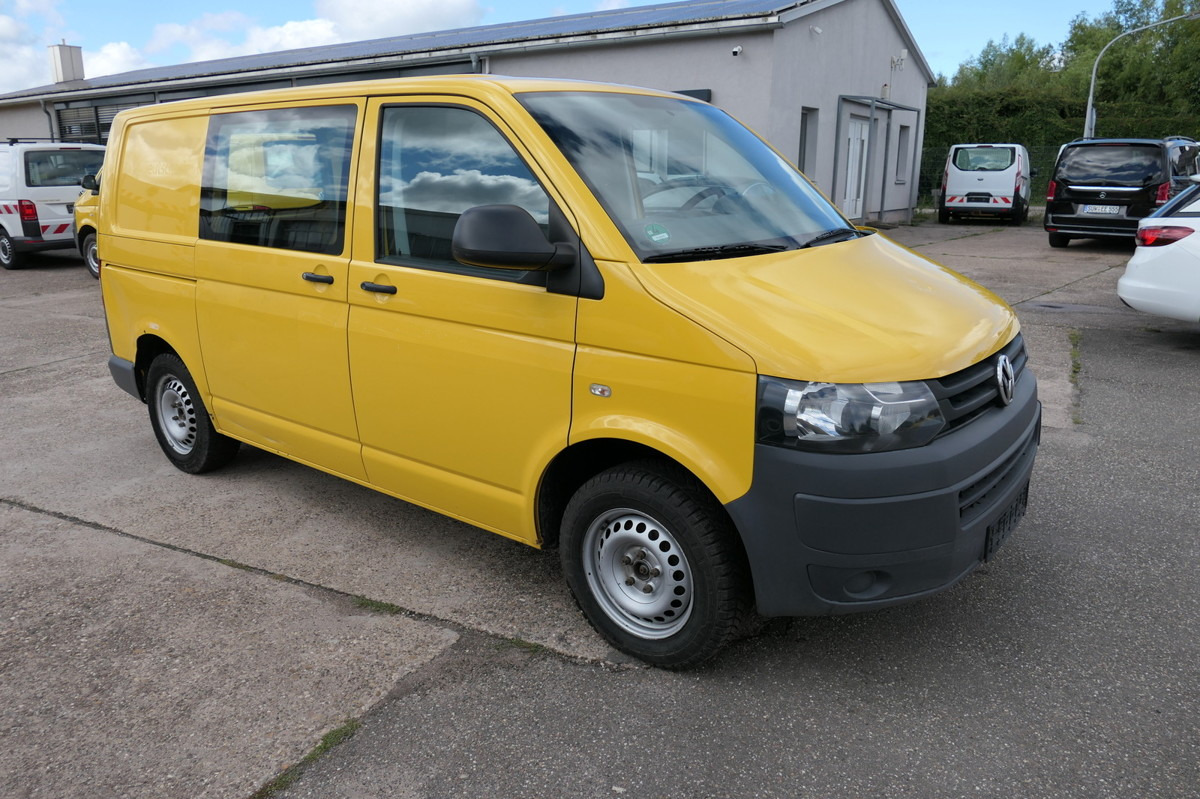 VW T5 Transporter 2.0 TDI PARKTRONIK EURO-5 2xSCHIE - Мало комбе: слика 2 VW T5 Transporter 2.0 TDI PARKTRONIK EURO-5 2xSCHIE - Мало комбе: слика 2