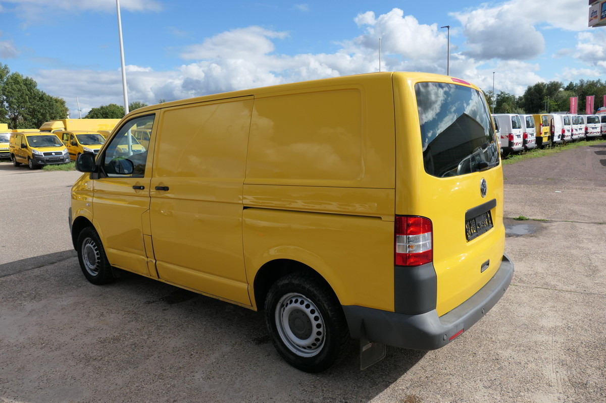 VW T5 Transporter 2.0 TDI PARKTRONIK EURO-5 2xSCHIE - Мало комбе: слика 4 VW T5 Transporter 2.0 TDI PARKTRONIK EURO-5 2xSCHIE - Мало комбе: слика 4