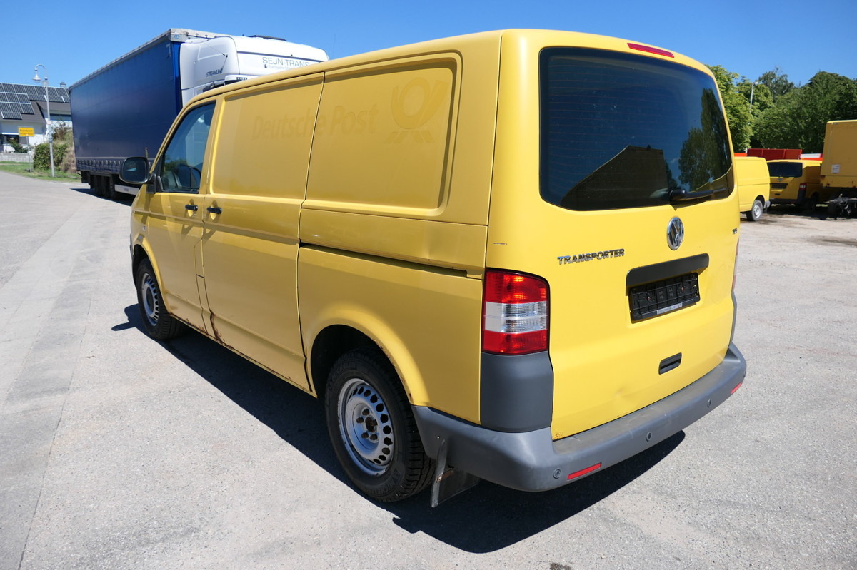 VW T5 Transporter 2.0 TDI PARKTRONIK EURO-5 2xSCHIE - Мало комбе: слика 5 VW T5 Transporter 2.0 TDI PARKTRONIK EURO-5 2xSCHIE - Мало комбе: слика 5