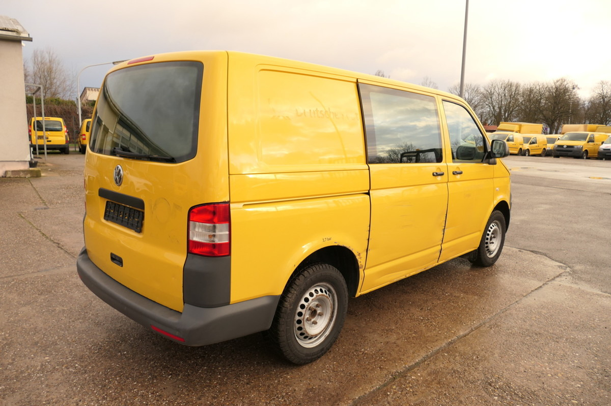 VW T5 Transporter 2.0 TDI PARKTRONIK EURO-5 2xSCHIE - Мало комбе: слика 4 VW T5 Transporter 2.0 TDI PARKTRONIK EURO-5 2xSCHIE - Мало комбе: слика 4