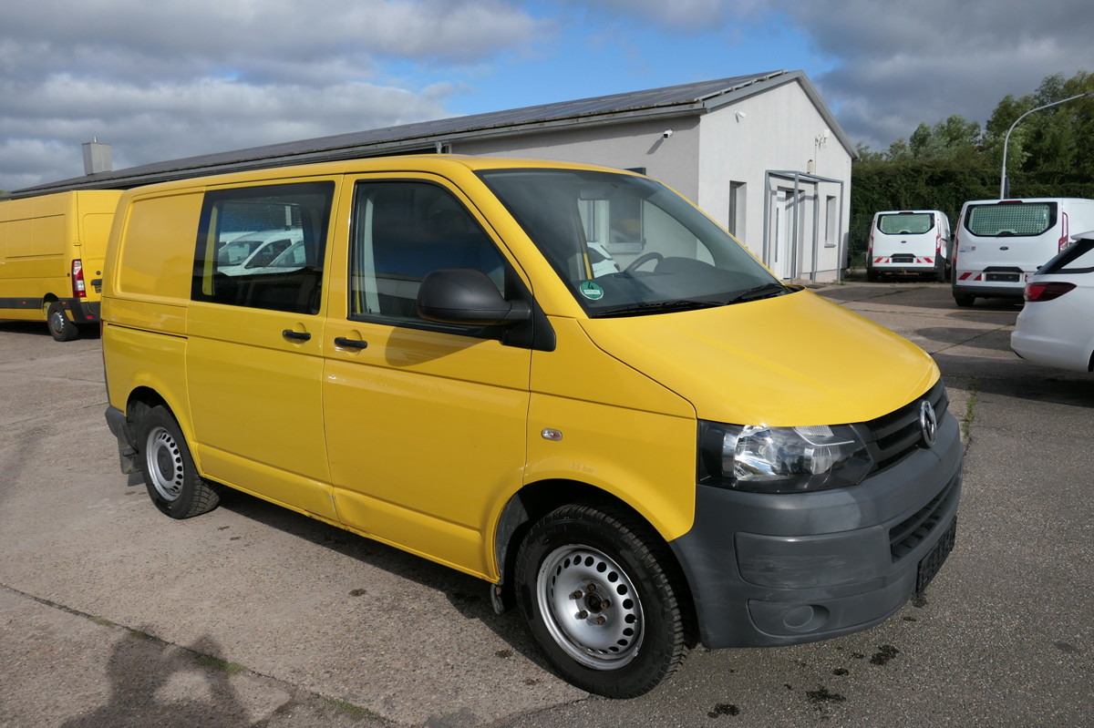 VW T5 Transporter 2.0 TDI PARKTRONIK EURO-5 2xSCHIE - Мало комбе: слика 2 VW T5 Transporter 2.0 TDI PARKTRONIK EURO-5 2xSCHIE - Мало комбе: слика 2
