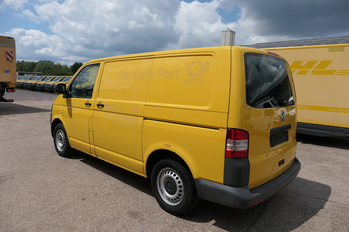 VW T5 Transporter 2.0 TDI PARKTRONIK EURO-5 2xSCHIE - Мало комбе: слика 4 VW T5 Transporter 2.0 TDI PARKTRONIK EURO-5 2xSCHIE - Мало комбе: слика 4