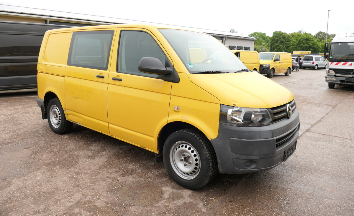VW T5 Transporter 2.0 TDI PARKTRONIK EURO-5 2xSCHIE - Мало комбе: слика 3 VW T5 Transporter 2.0 TDI PARKTRONIK EURO-5 2xSCHIE - Мало комбе: слика 3
