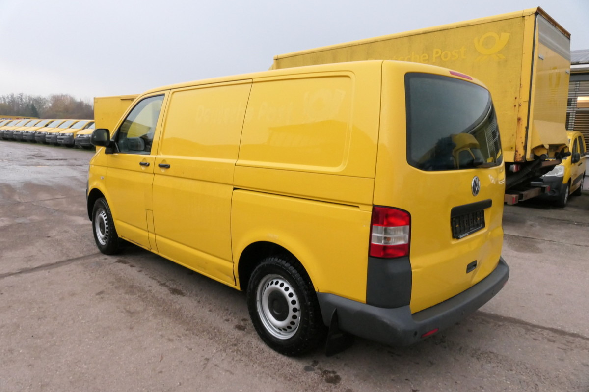 VW T5 Transporter 2.0 TDI PARKTRONIK EURO-5 2xSCHIE - Мало комбе: слика 5 VW T5 Transporter 2.0 TDI PARKTRONIK EURO-5 2xSCHIE - Мало комбе: слика 5