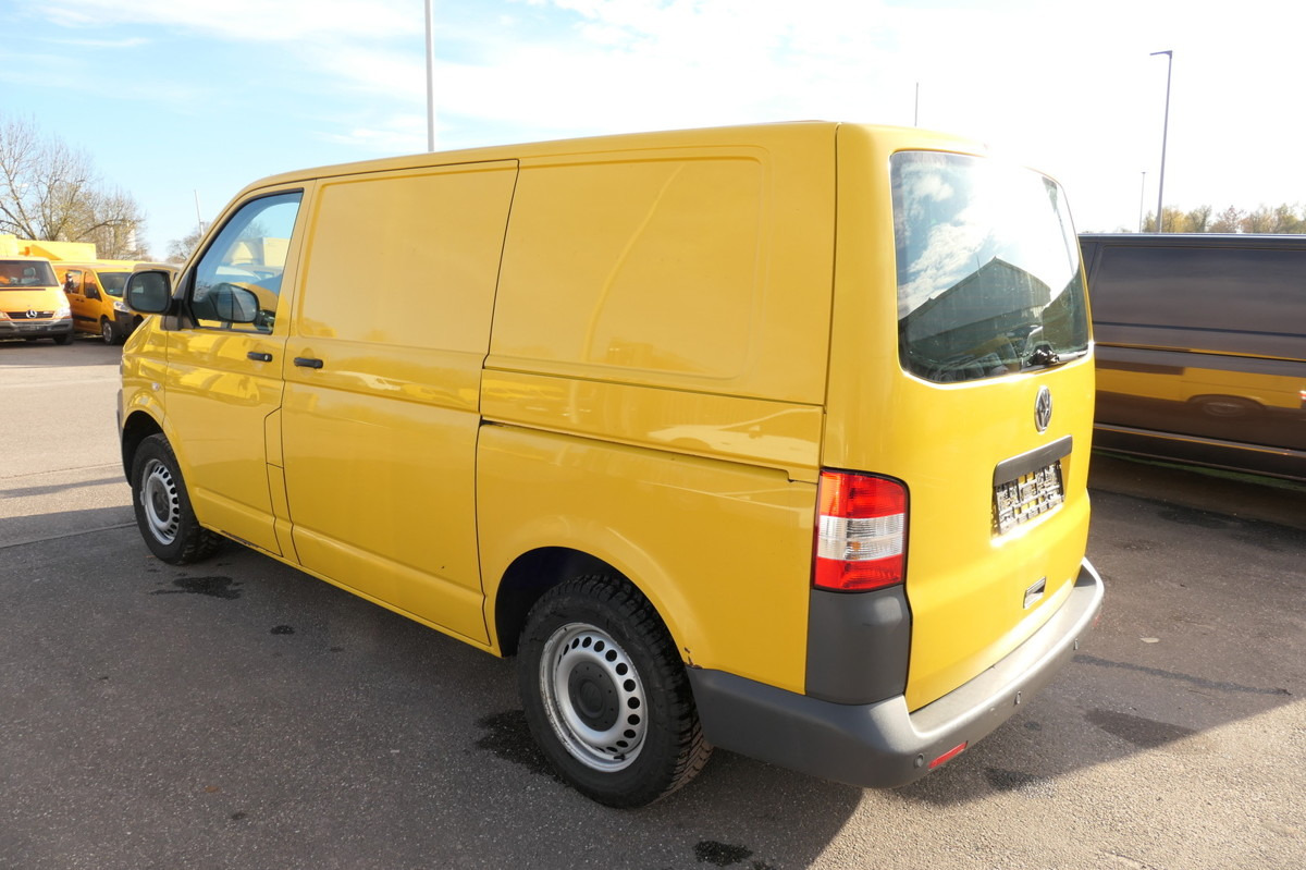 VW T5 Transporter 2.0 TDI PARKTRONIK EURO-5 2xSCHIE - Мало комбе: слика 5 VW T5 Transporter 2.0 TDI PARKTRONIK EURO-5 2xSCHIE - Мало комбе: слика 5