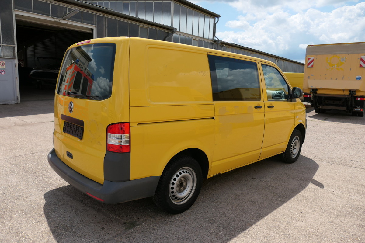 VW T5 Transporter 2.0 TDI PARKTRONIK EURO-5 2xSCHIE - Мало комбе: слика 3 VW T5 Transporter 2.0 TDI PARKTRONIK EURO-5 2xSCHIE - Мало комбе: слика 3