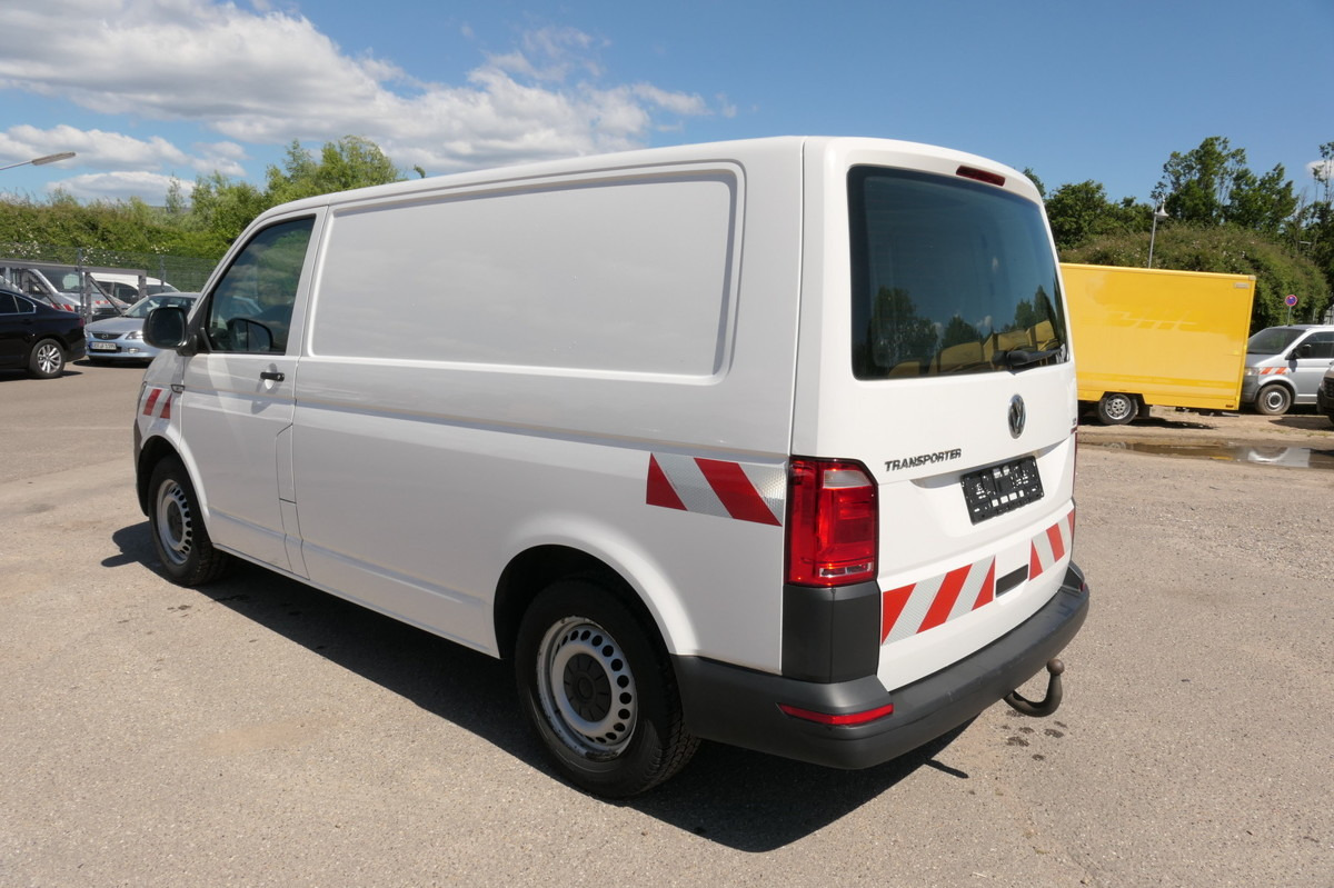 VW T6 2.0 TDI 4Motion 3 Sitzer KLIMA AHK Werkstatte - Мало комбе: слика 5 VW T6 2.0 TDI 4Motion 3 Sitzer KLIMA AHK Werkstatte - Мало комбе: слика 5