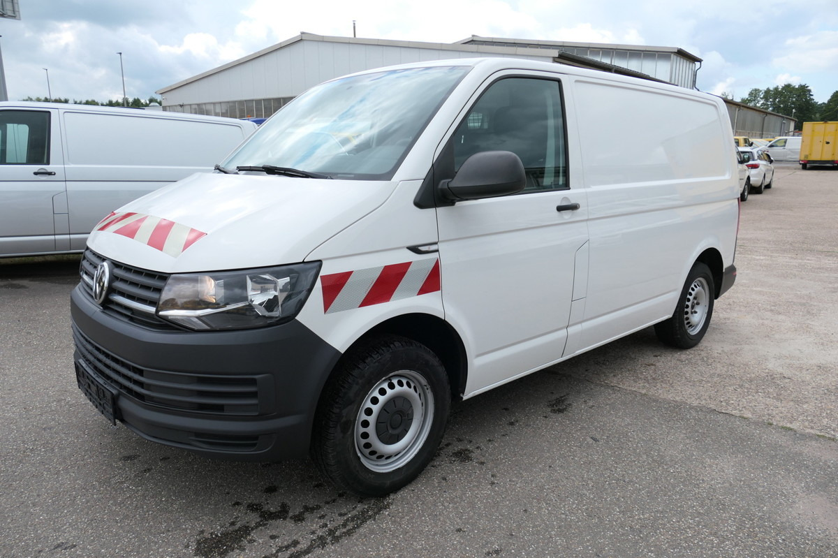 VW T6 Transporter 2.0 TDI 4Motion 3Sitzer KLIMA AHK - Мало комбе: слика 2 VW T6 Transporter 2.0 TDI 4Motion 3Sitzer KLIMA AHK - Мало комбе: слика 2
