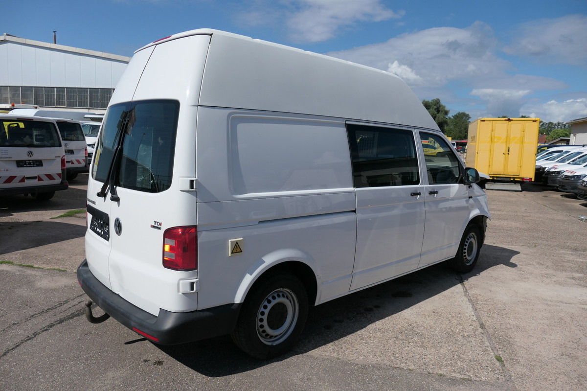 VW T6 Transporter 2.0 TDI 4Motion Hoch Lang KLIMA A - Мало комбе: слика 4 VW T6 Transporter 2.0 TDI 4Motion Hoch Lang KLIMA A - Мало комбе: слика 4