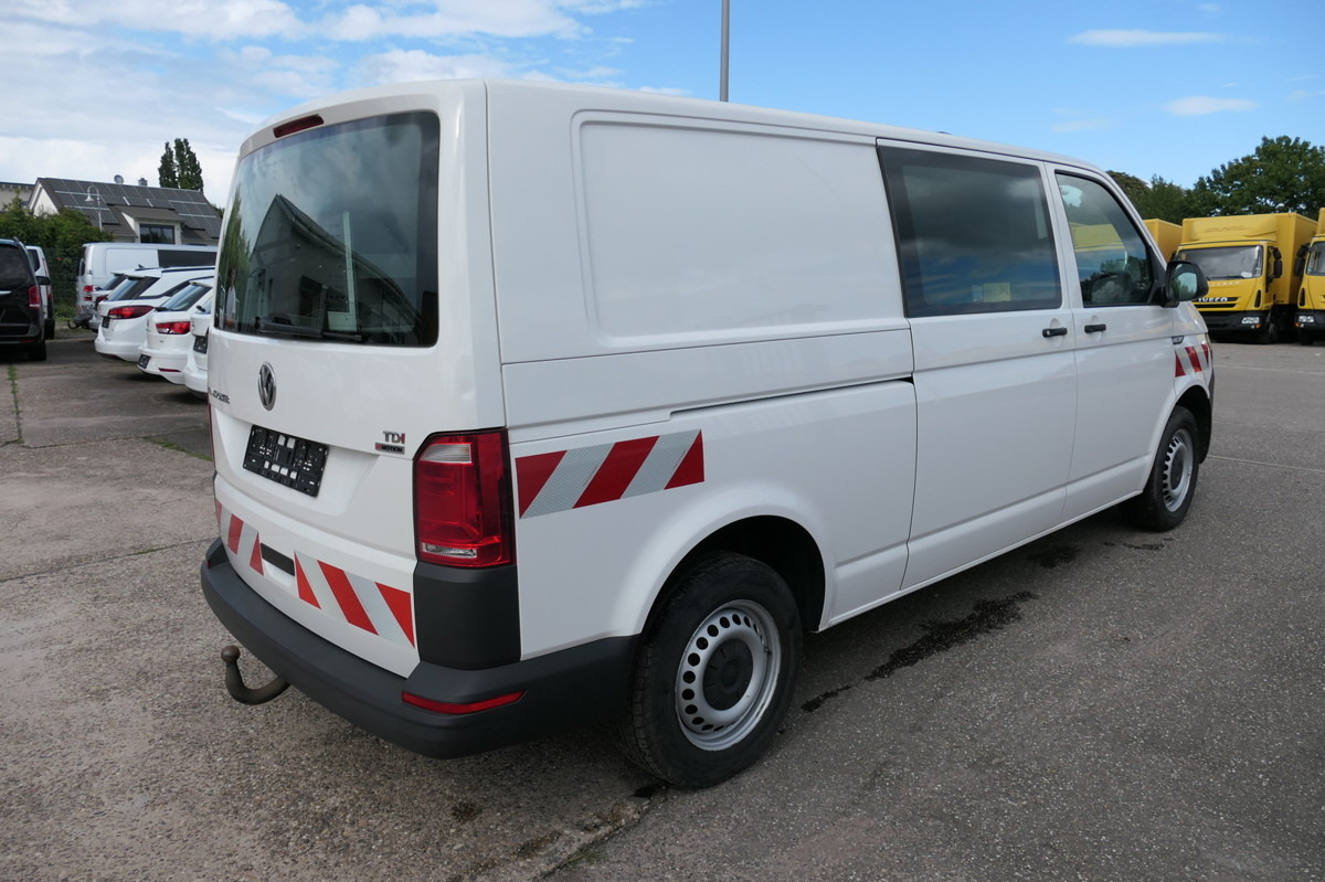 VW T6 Transporter 2.0 TDI 4Motion lang 3Sitzer AHK - Мало комбе: слика 4 VW T6 Transporter 2.0 TDI 4Motion lang 3Sitzer AHK - Мало комбе: слика 4