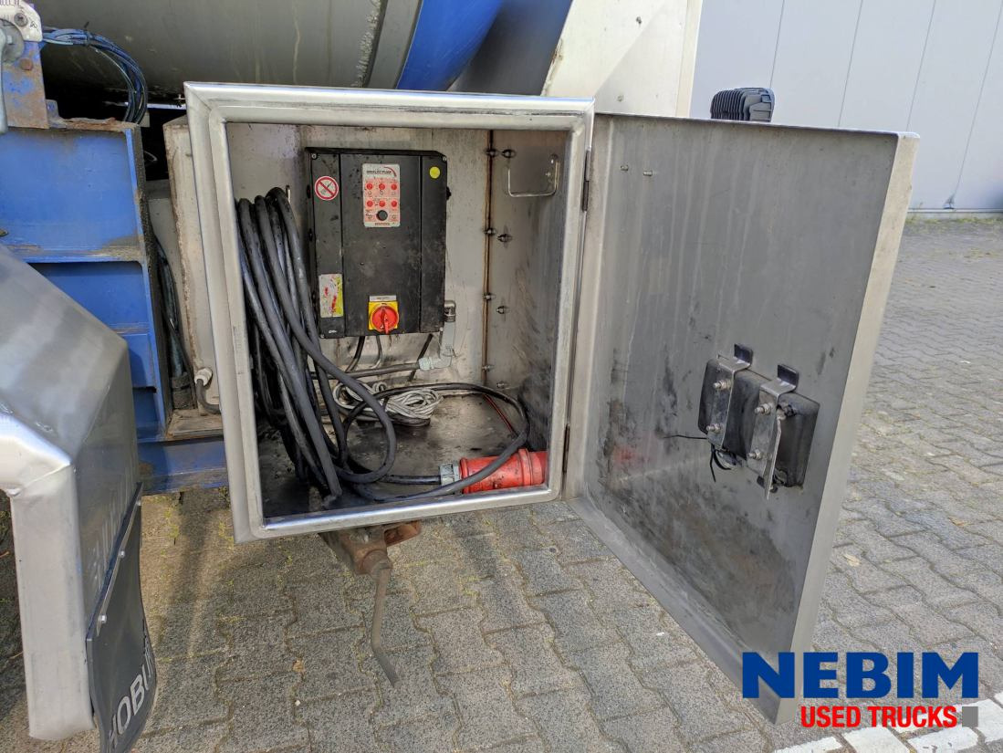 Burg BPO 12-27 Z - 26.165L - Inox Pump - Полуприколка цистерна: слика 3 Burg BPO 12-27 Z - 26.165L - Inox Pump - Полуприколка цистерна: слика 3