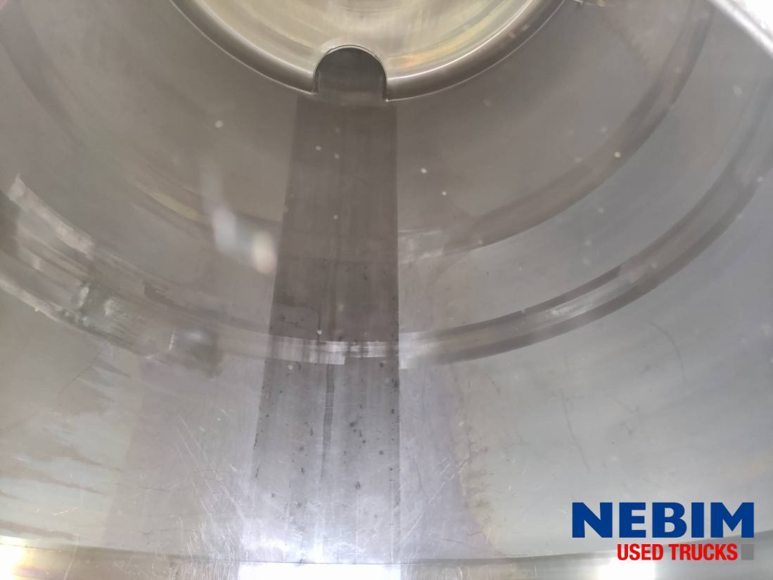 Burg BPO 12-27 Z - Tank 26.165 Ltr - Полуприколка цистерна: слика 3 Burg BPO 12-27 Z - Tank 26.165 Ltr - Полуприколка цистерна: слика 3