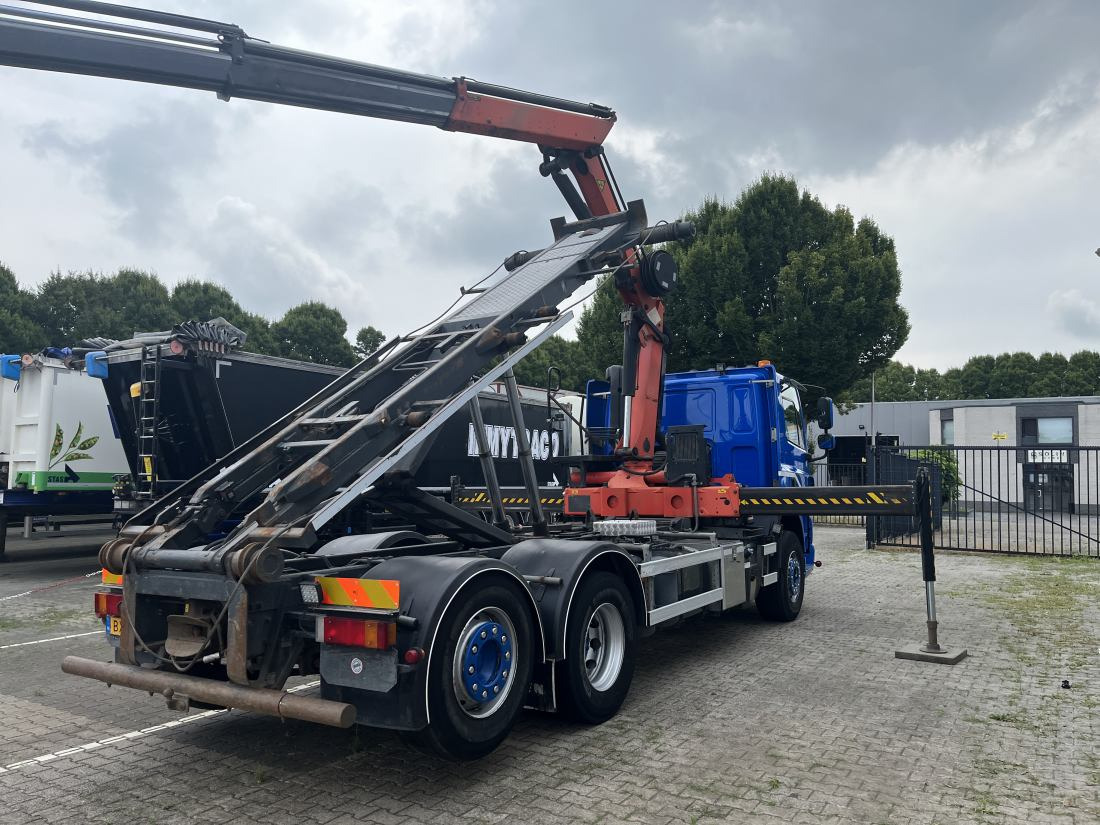 DAF CF 85.360 6x2 NCH cable system - Palfinger PK 18002 - Транспортер на контејнер/ Камион со променливо тело, Камион со кран: слика 2 DAF CF 85.360 6x2 NCH cable system - Palfinger PK 18002 - Транспортер на контејнер/ Камион со променливо тело, Камион со кран: слика 2