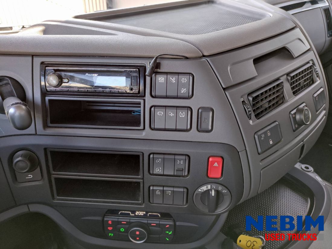 DAF XF 450 6x2 FTG 510.880Km - ADR/VLG - AT - Камион влекач: слика 5 DAF XF 450 6x2 FTG 510.880Km - ADR/VLG - AT - Камион влекач: слика 5