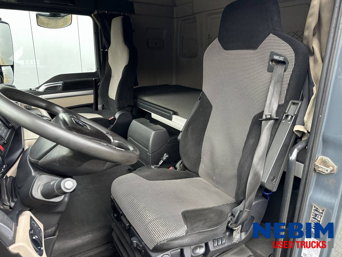 MAN TGX 18.460 4x4 Hydro drive - Камион влекач: слика 4 MAN TGX 18.460 4x4 Hydro drive - Камион влекач: слика 4