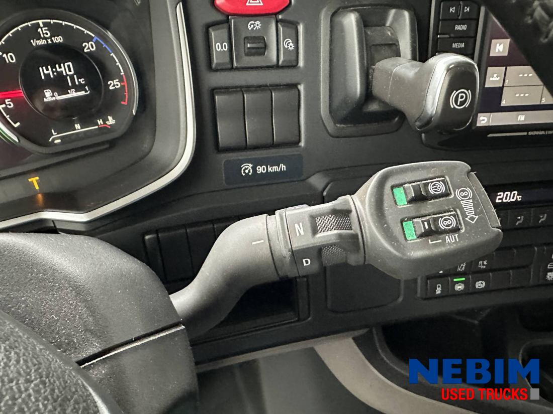 Scania S500 161.783km - Retarder - Stand Klima - Smart Tacho 2 - Камион влекач: слика 4 Scania S500 161.783km - Retarder - Stand Klima - Smart Tacho 2 - Камион влекач: слика 4
