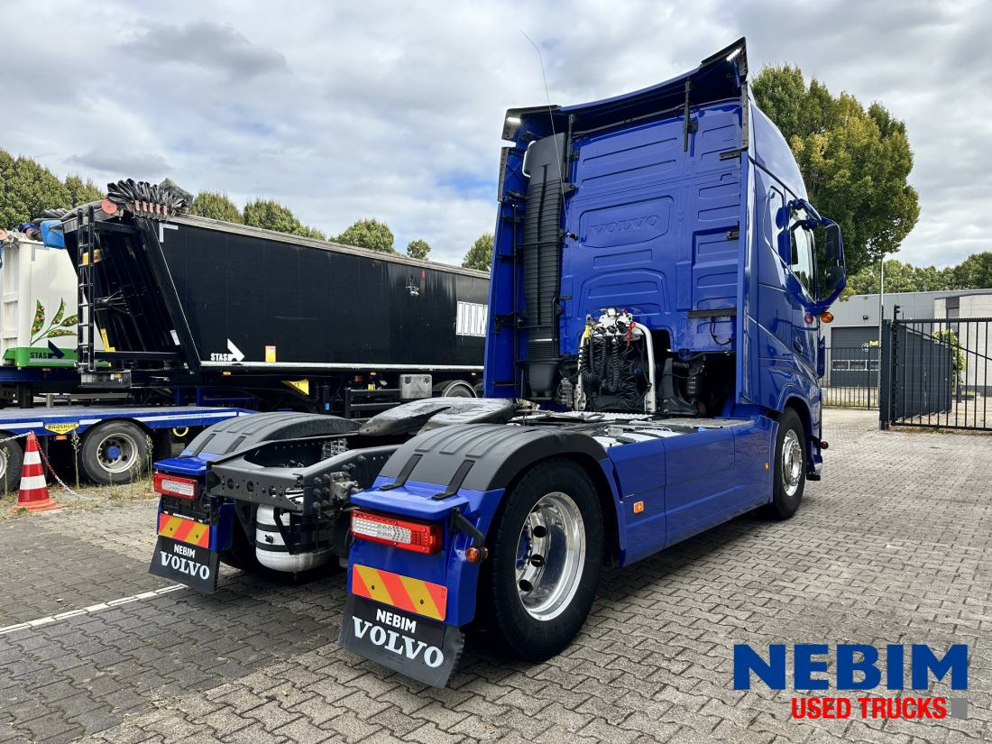 Volvo FH 500 4X2 Full AIR - NEW Tacho - Dynamic Steering - I-Park Cool - Камион влекач: слика 2 Volvo FH 500 4X2 Full AIR - NEW Tacho - Dynamic Steering - I-Park Cool - Камион влекач: слика 2