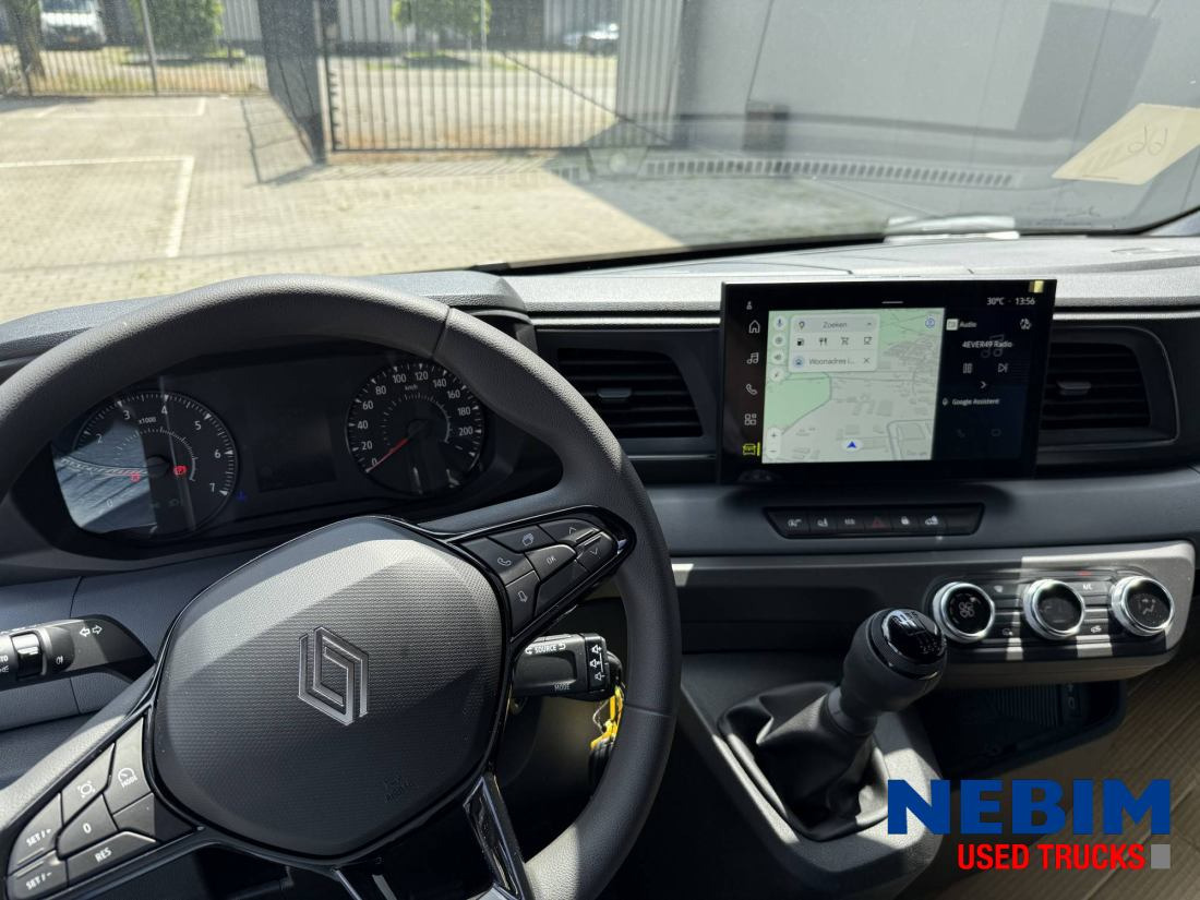 Нов Товарно комбе Renault Master Nieuw Model L2H2 BPM vrij: слика 10