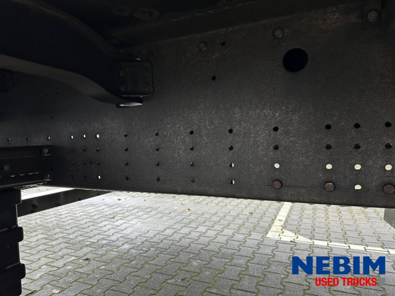 Schmitz Cargobull SCB*S3T - Curtainsider / Pritsche Plane / Sliding roof - Полуприколка за низок утовар: слика 4 Schmitz Cargobull SCB*S3T - Curtainsider / Pritsche Plane / Sliding roof - Полуприколка за низок утовар: слика 4