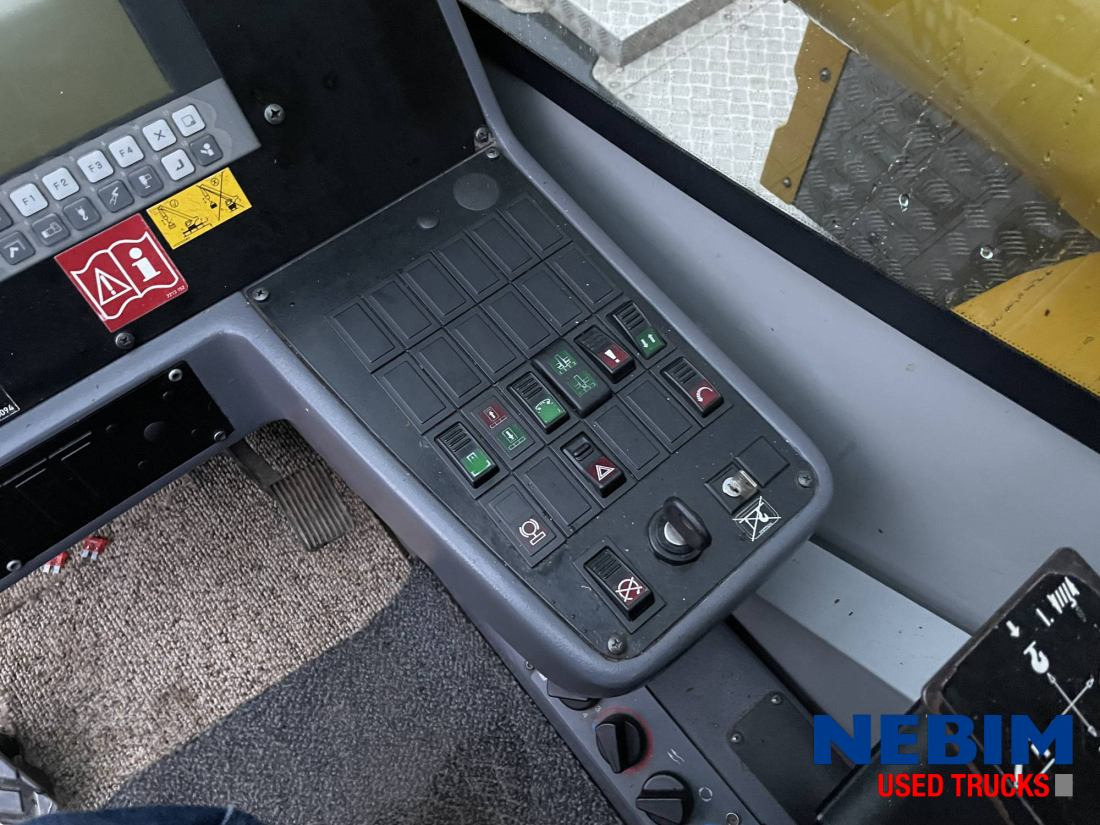 Volvo FM 400 8X4 - Faun Tadano HK40-Only TO BE Viewed BY Appointment - Камион со кран: слика 4 Volvo FM 400 8X4 - Faun Tadano HK40-Only TO BE Viewed BY Appointment - Камион со кран: слика 4