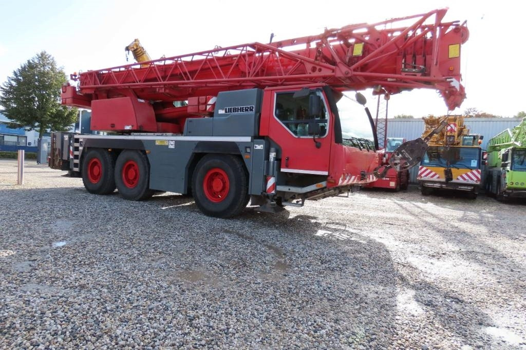 Liebherr LTM 1055-3.2 - Кран за секакви терени: слика 2 Liebherr LTM 1055-3.2 - Кран за секакви терени: слика 2