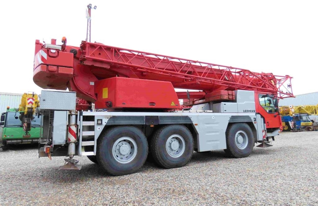 Liebherr LTM 1055-3.2 - Кран за секакви терени: слика 3 Liebherr LTM 1055-3.2 - Кран за секакви терени: слика 3