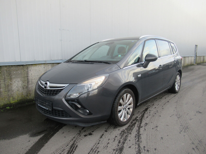 Opel Zafira Touren - Автомобил: слика 1 Opel Zafira Touren - Автомобил: слика 1