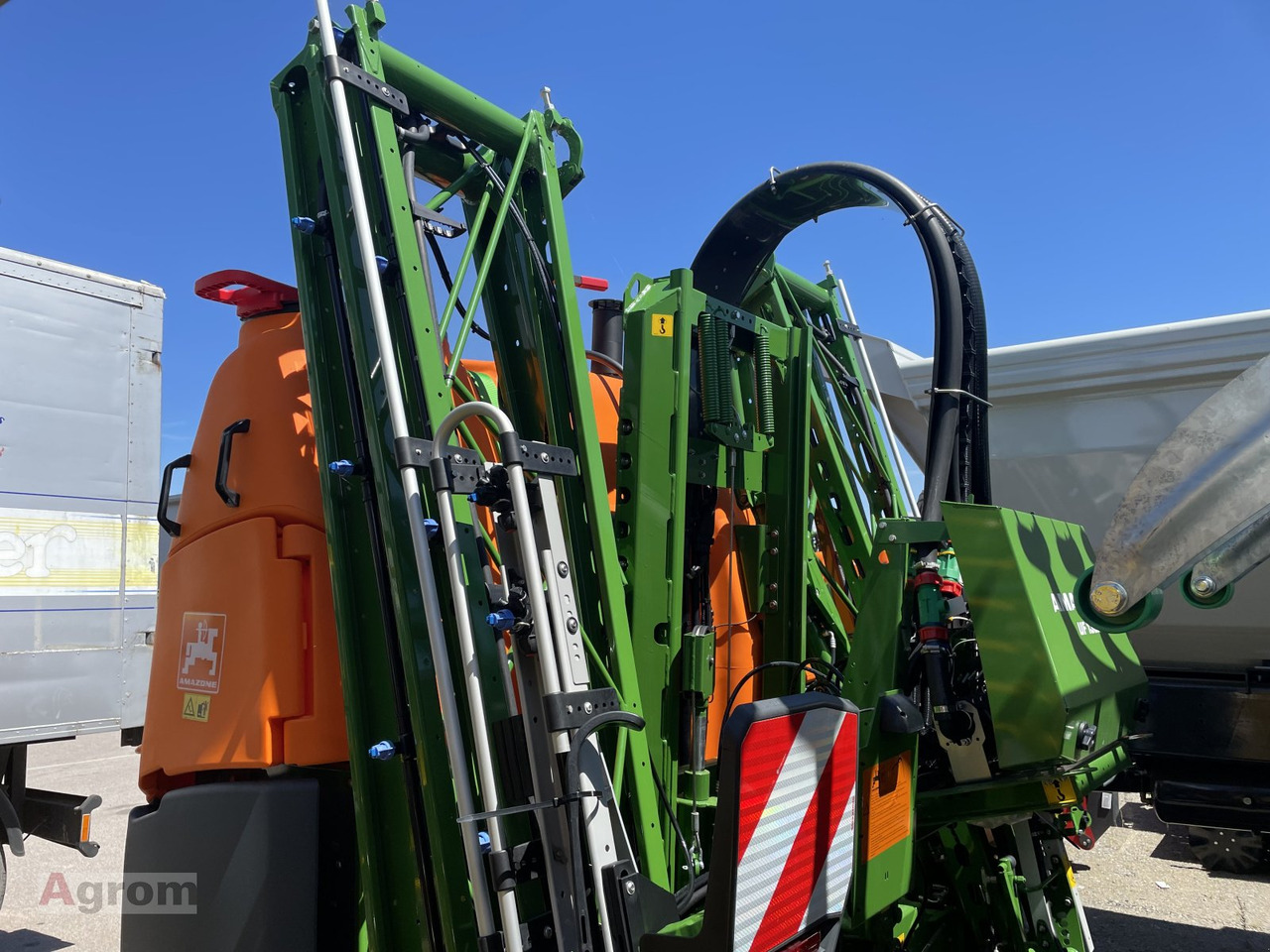 Amazone UF 1302 - Распрскувач монтиран на трактор: слика 4 Amazone UF 1302 - Распрскувач монтиран на трактор: слика 4