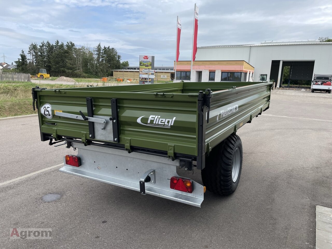 Fliegl EDK 60 FOX - Земјоделска приколка за истурање/ Истурач: слика 5 Fliegl EDK 60 FOX - Земјоделска приколка за истурање/ Истурач: слика 5