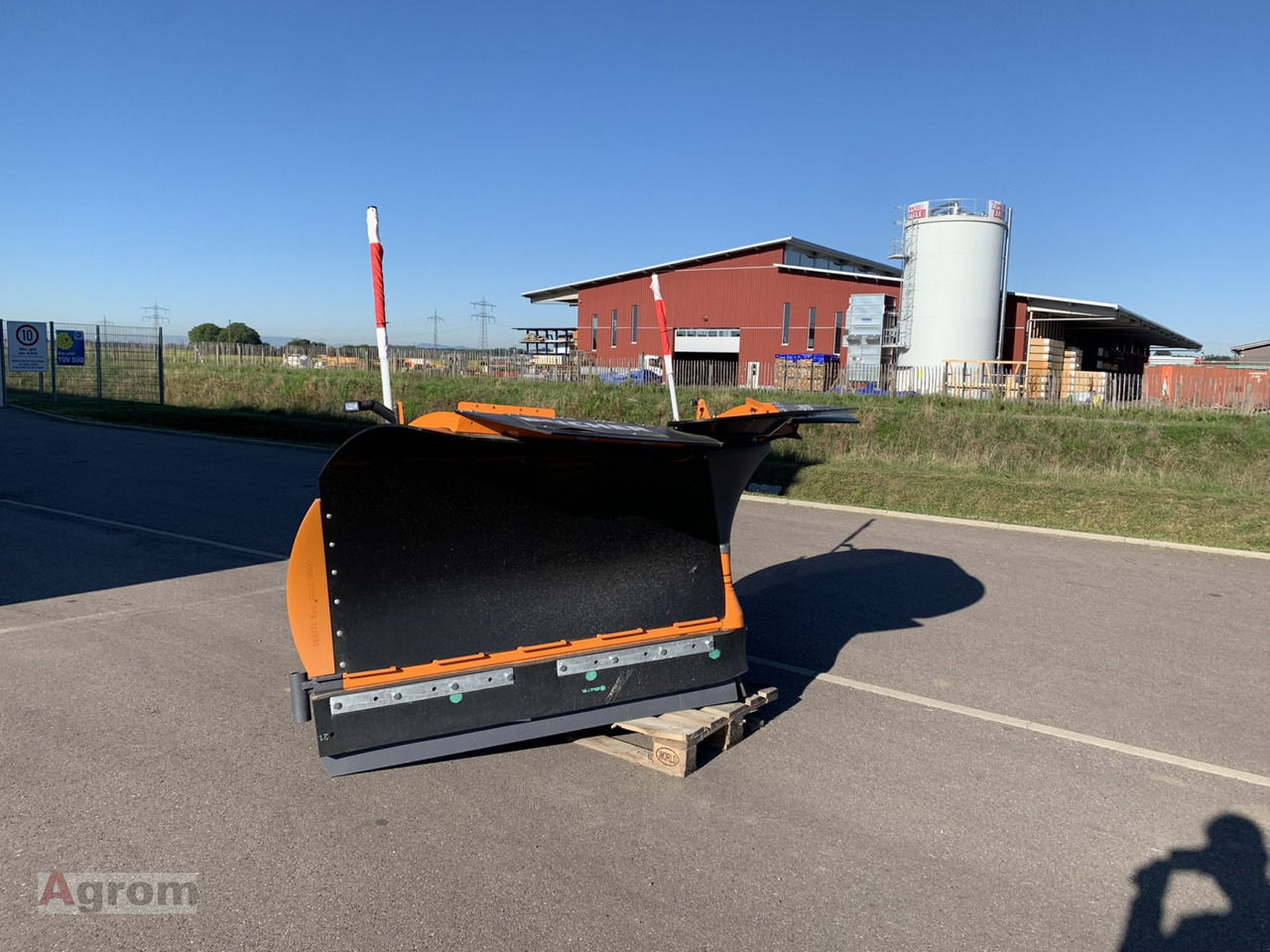 Gmeiner Unix LN32u - Плуг за чистење снег за Комунално/ Специјално возило: слика 5 Gmeiner Unix LN32u - Плуг за чистење снег за Комунално/ Специјално возило: слика 5