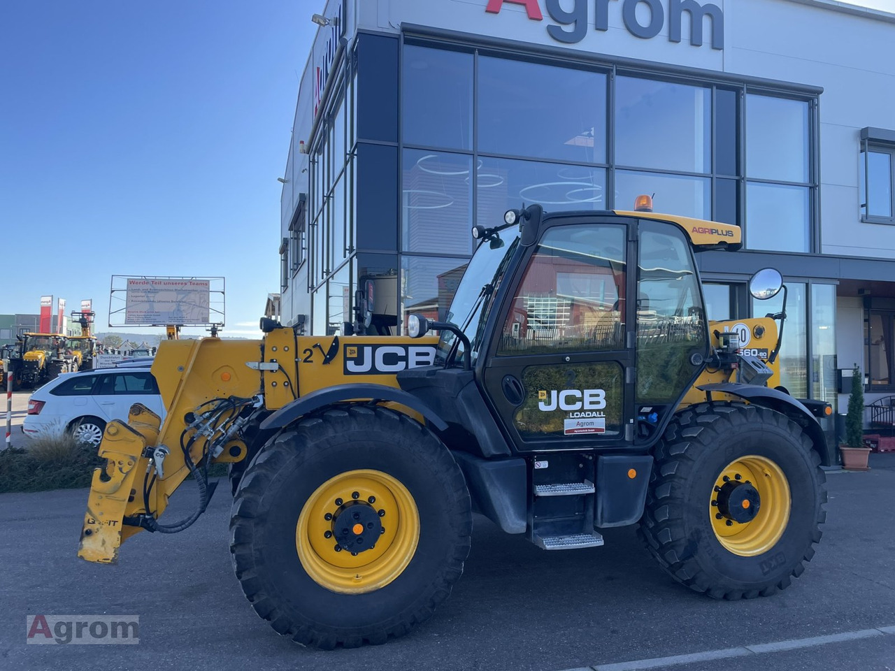 JCB 560-80 AGRI PLUS - Телескопски ракувач: слика 2 JCB 560-80 AGRI PLUS - Телескопски ракувач: слика 2