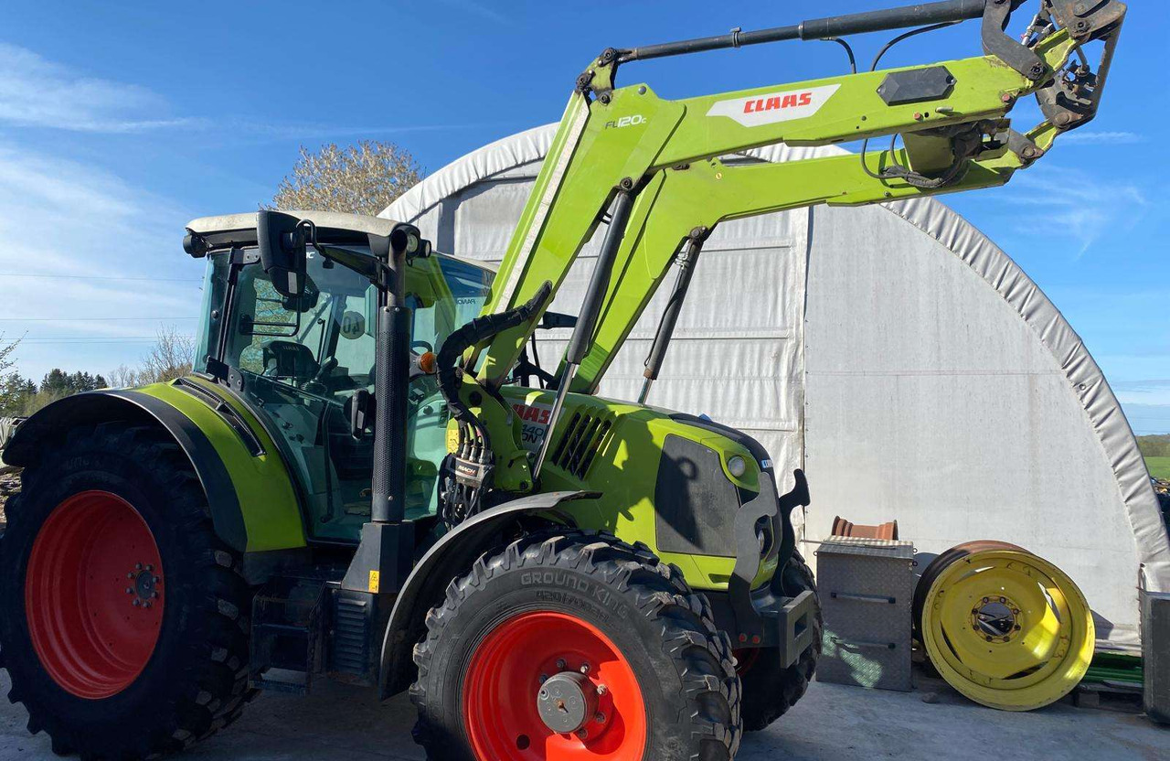 Claas Arion 440 su Claaas front.kr. - Трактор: слика 1 Claas Arion 440 su Claaas front.kr. - Трактор: слика 1