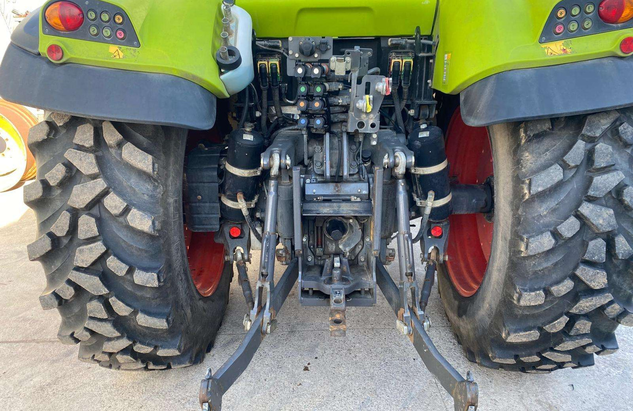 Claas Arion 440 su Claaas front.kr. - Трактор: слика 3 Claas Arion 440 su Claaas front.kr. - Трактор: слика 3