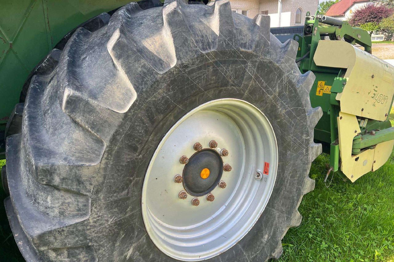 Krone BIG X650 - Комбајн за сточна храна: слика 5 Krone BIG X650 - Комбајн за сточна храна: слика 5