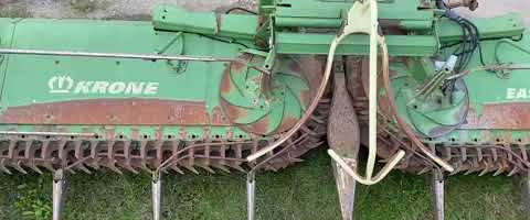 Комбајн за сточна храна Krone BIG X650: слика 14