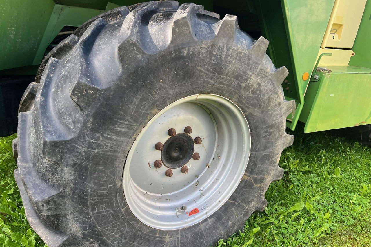 Krone BIG X650 - Комбајн за сточна храна: слика 4 Krone BIG X650 - Комбајн за сточна храна: слика 4