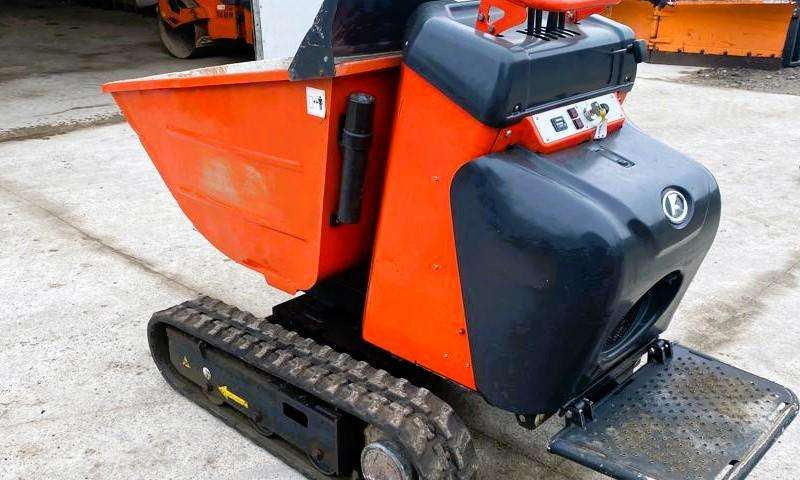 Kubota KC70 - Мини истоварувач: слика 5 Kubota KC70 - Мини истоварувач: слика 5