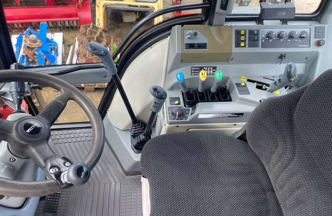Valtra T160 - Трактор: слика 5 Valtra T160 - Трактор: слика 5