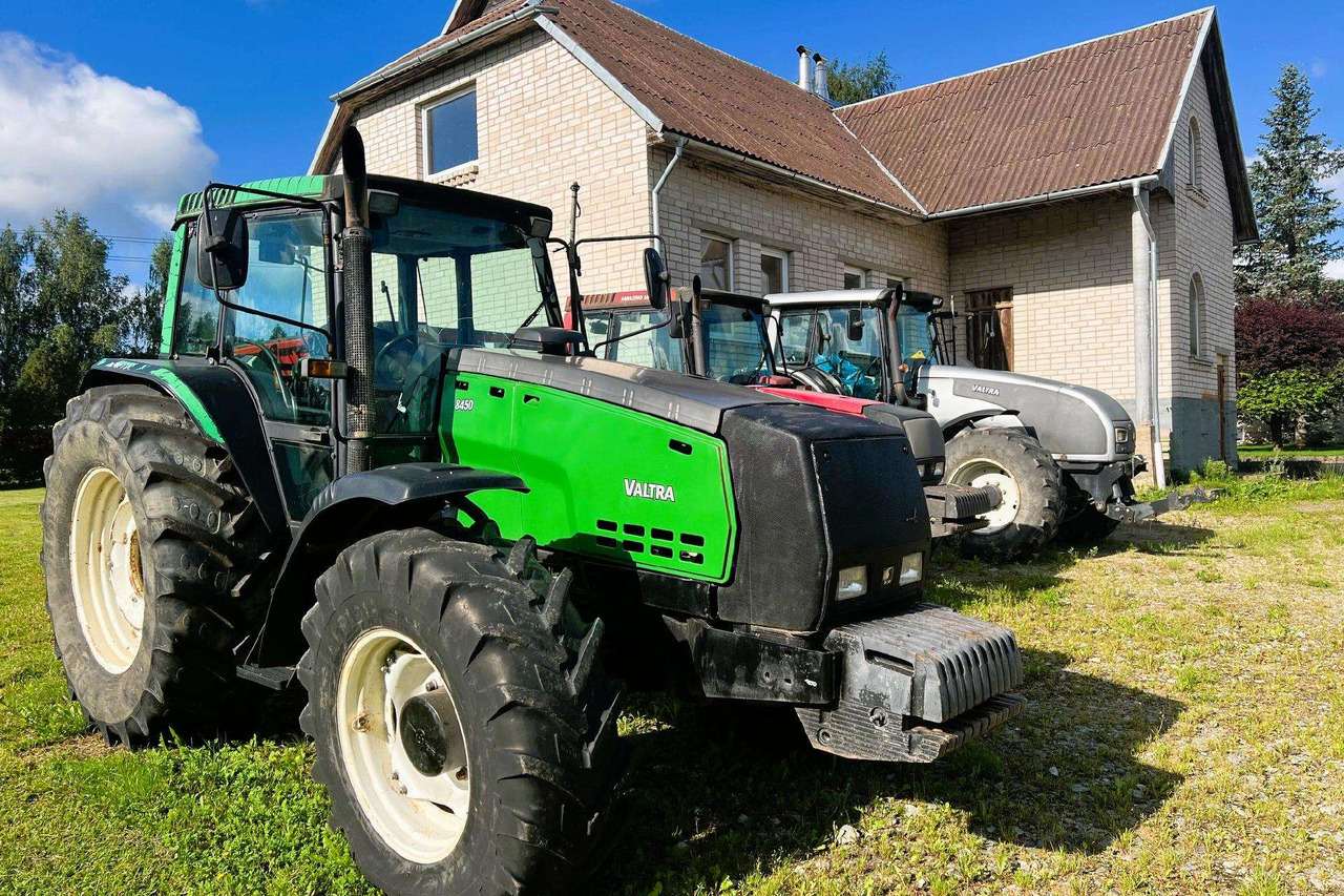 Valtra Valmet 8450 Mega - Трактор: слика 2 Valtra Valmet 8450 Mega - Трактор: слика 2