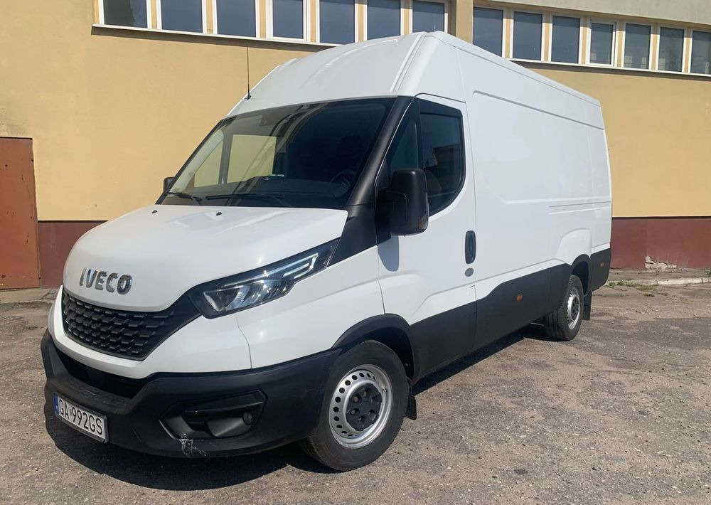 Iveco DAILY - Товарно комбе: слика 1 Iveco DAILY - Товарно комбе: слика 1