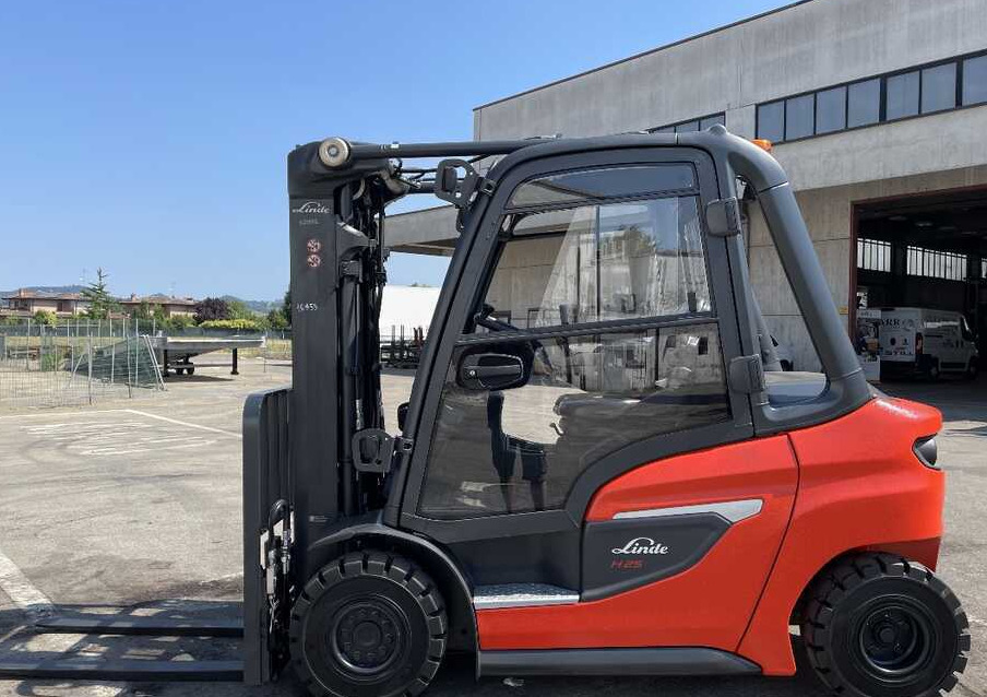 Linde H 25 D-01/1202 - Дизел вилушкар: слика 4 Linde H 25 D-01/1202 - Дизел вилушкар: слика 4